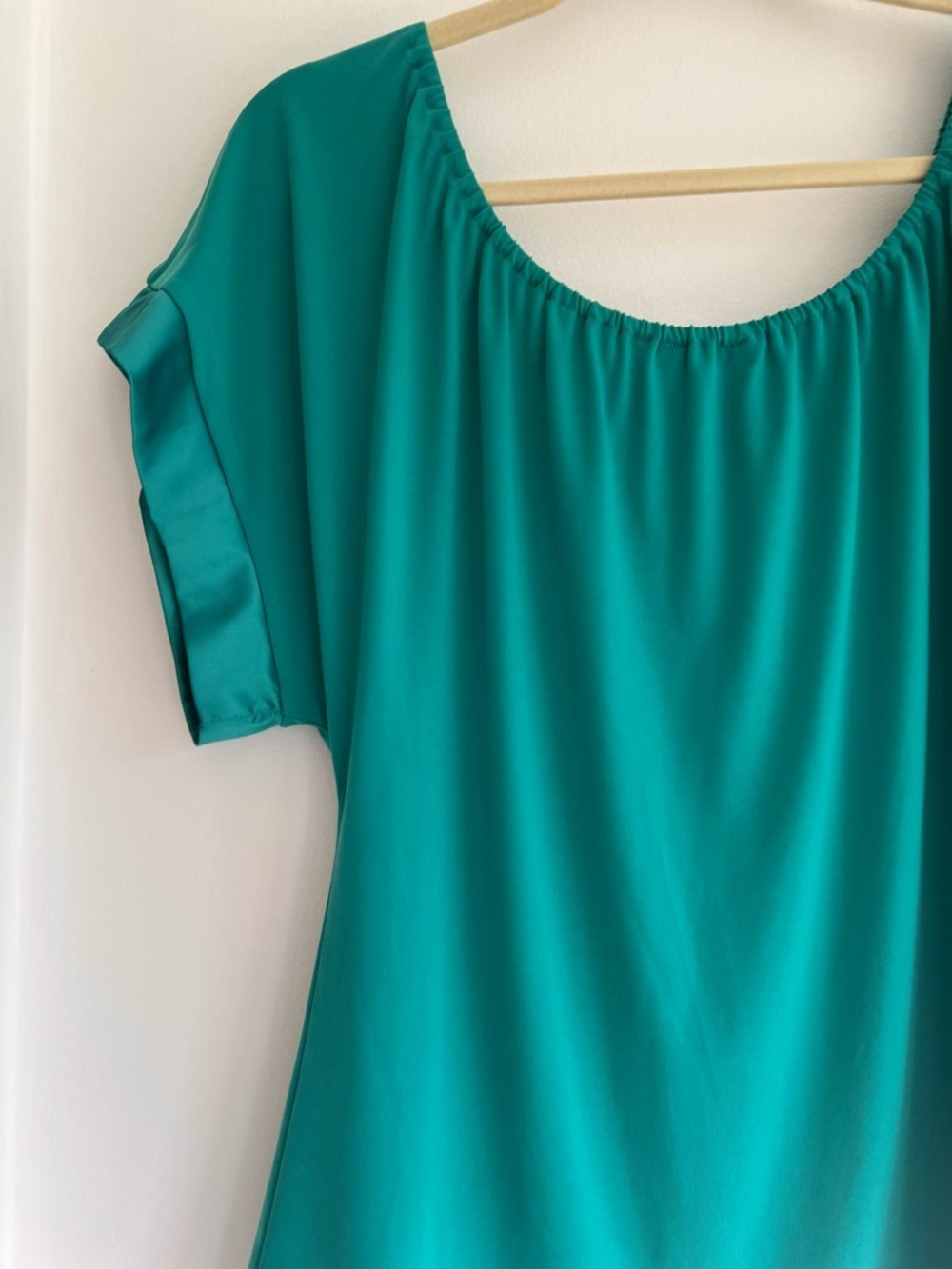 Express Teal Scoop Neck Short Sleeve Blouse with Satin Trim | Women’s XS - Picture 6 of 6